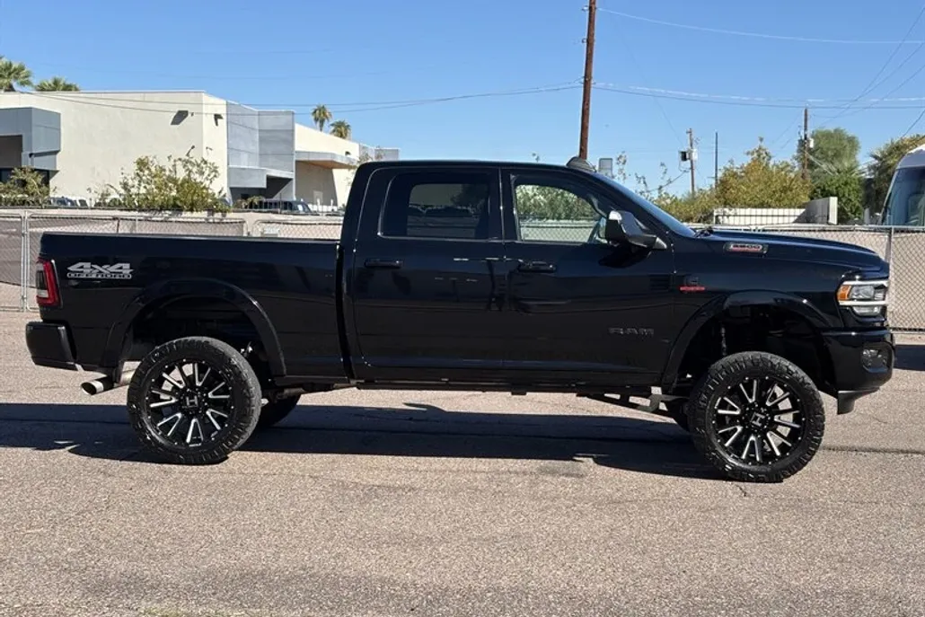 2020 Ram 2500 Laramie photo 1