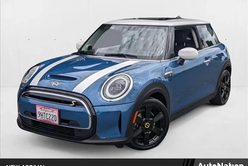 2024 Mini Cooper Hardtop SE 2 Door photo 1