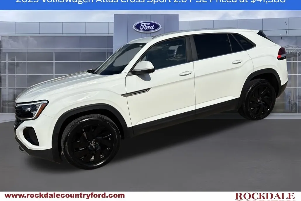 2025 Volkswagen Atlas Cross Sport SE Technology photo 1