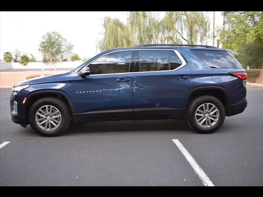 2022 Chevrolet Traverse Cloth photo 1