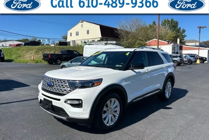 2022 Ford Explorer Limited photo 1