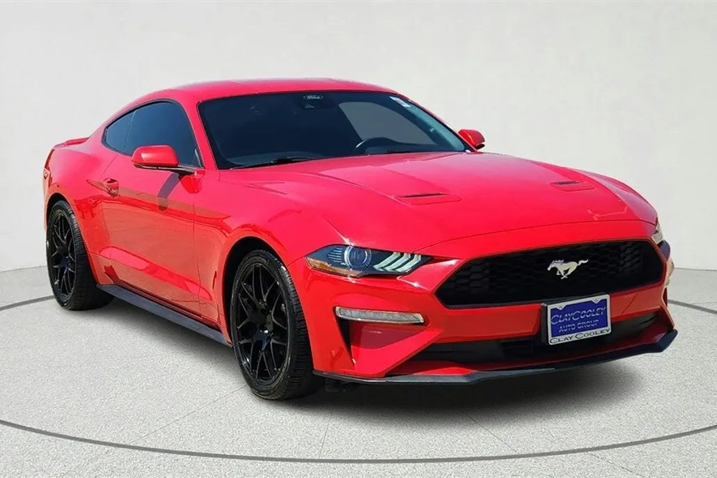 2022 Ford Mustang EcoBoost Premium photo 1