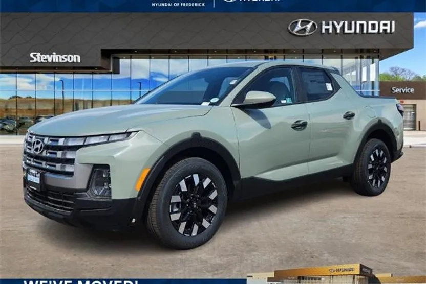 2025 Hyundai Santa Cruz SE photo 1