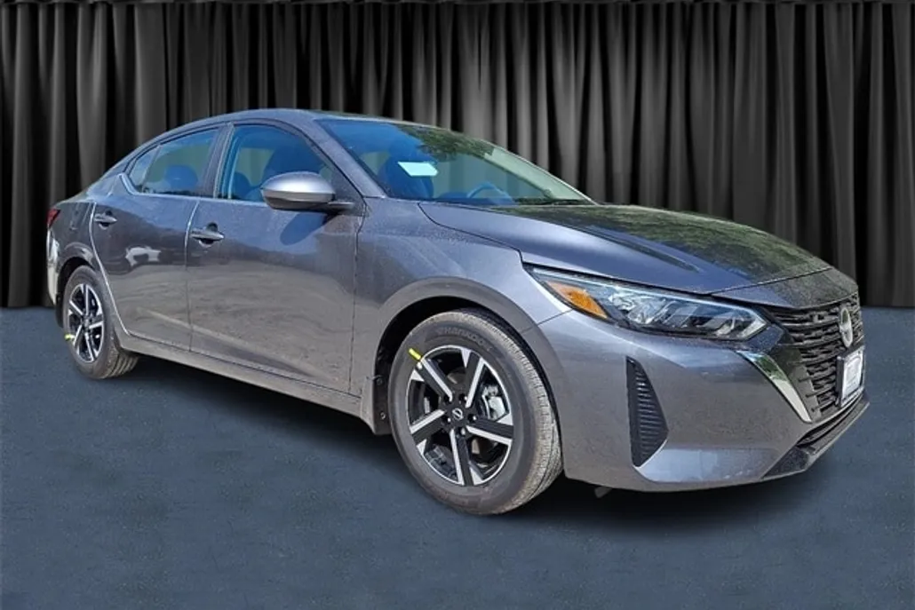 2025 Nissan Sentra SV photo 1