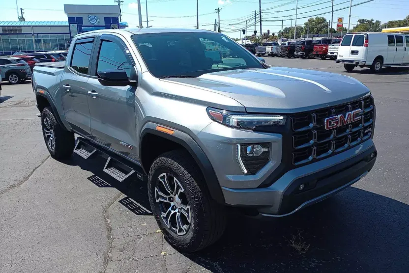 2023 Gmc Canyon AT4 photo 1