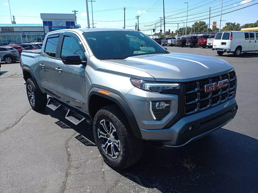 2023 Gmc Canyon AT4 photo 1
