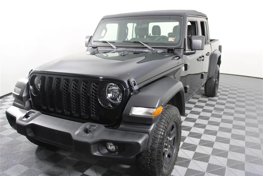 2021 Jeep Gladiator Sport photo 1