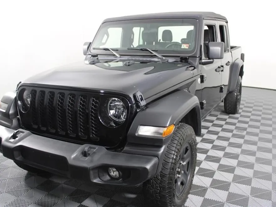 2021 Jeep Gladiator Sport photo 1