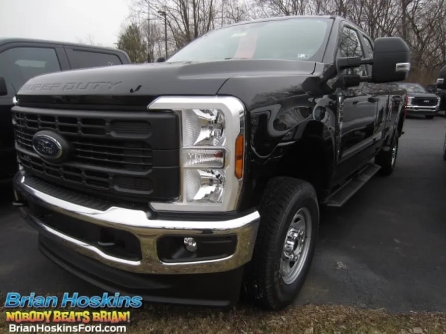 2025 Ford F-250 XL photo 1