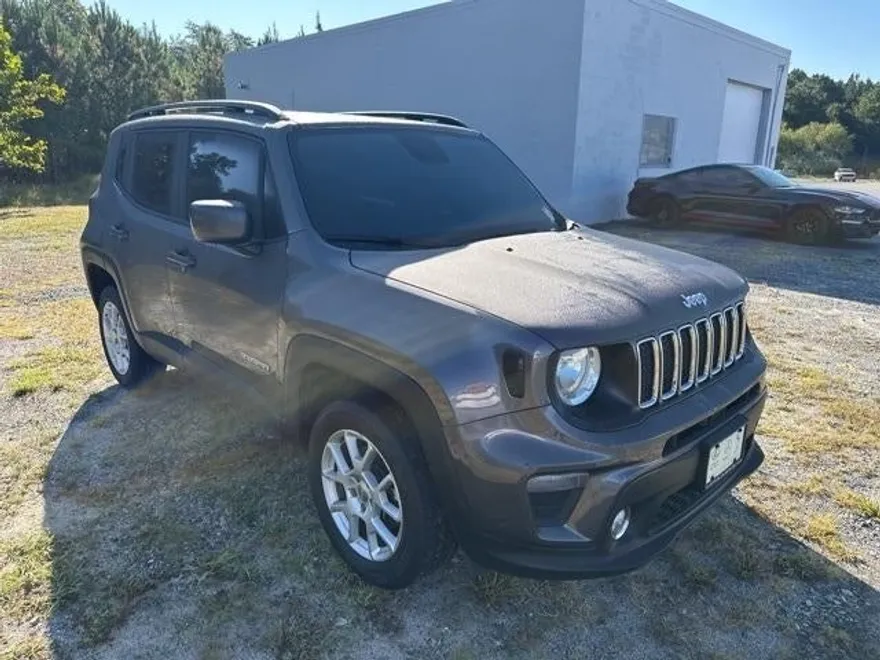 2019 Jeep Renegade Latitude photo 1