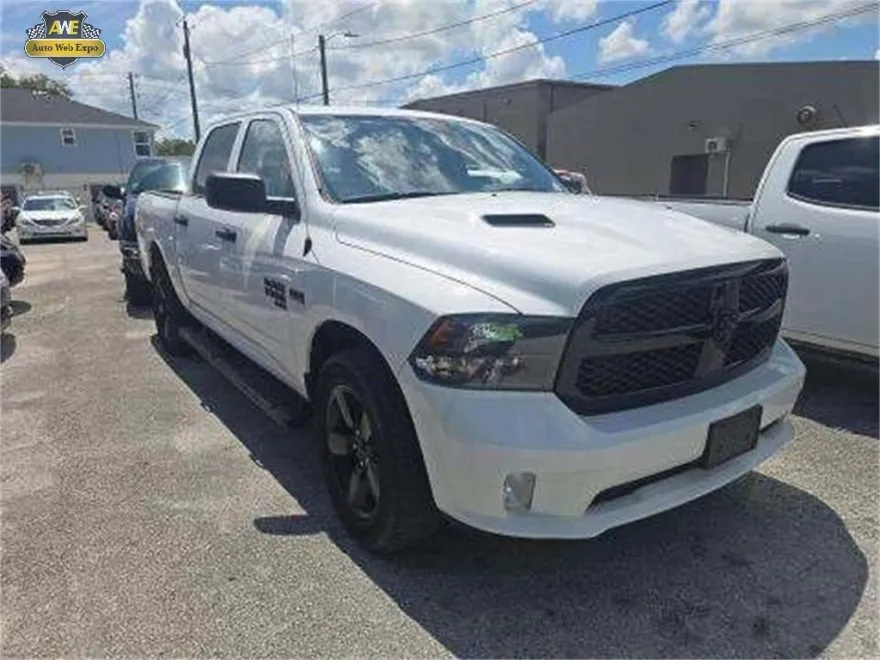 2019 Ram 1500 Classic Express photo 1