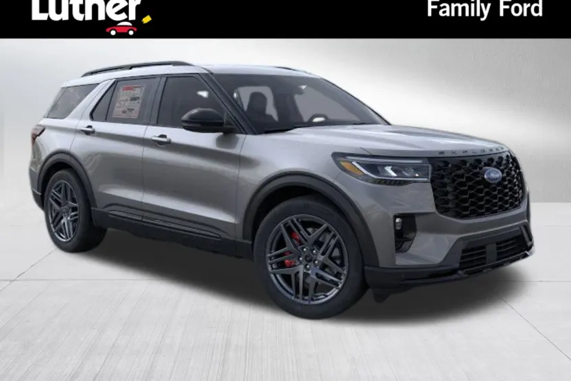2025 Ford Explorer ST photo 1