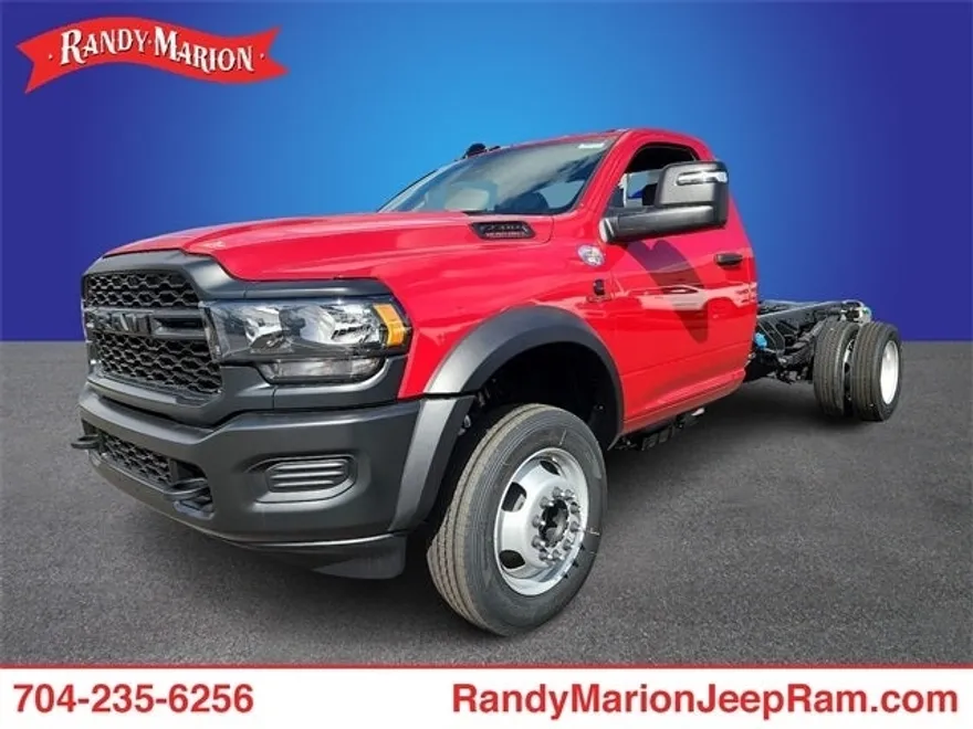 2024 Ram 5500 photo 1