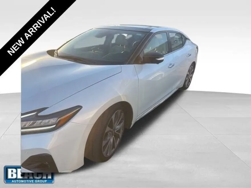 2023 Nissan Maxima Platinum photo 1