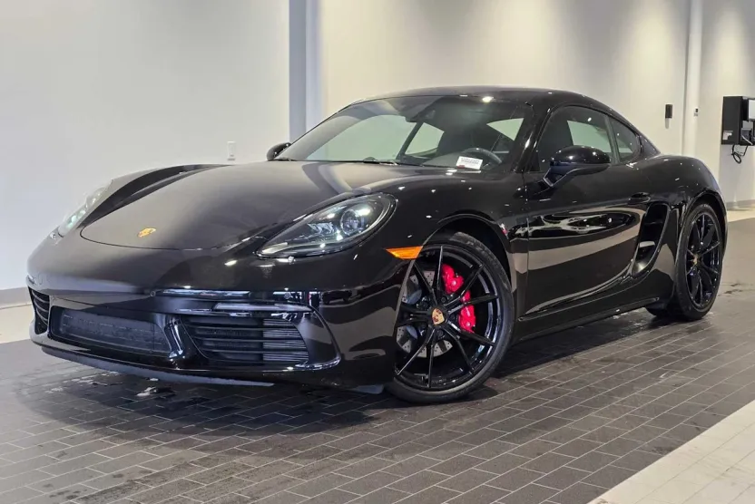 2025 Porsche Cayman S photo 1