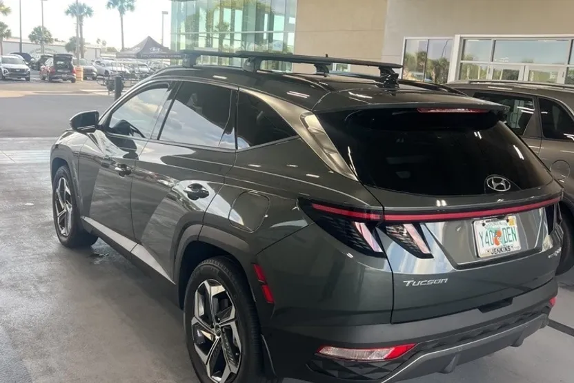 2022 Hyundai Tucson Hybrid Limited photo 1