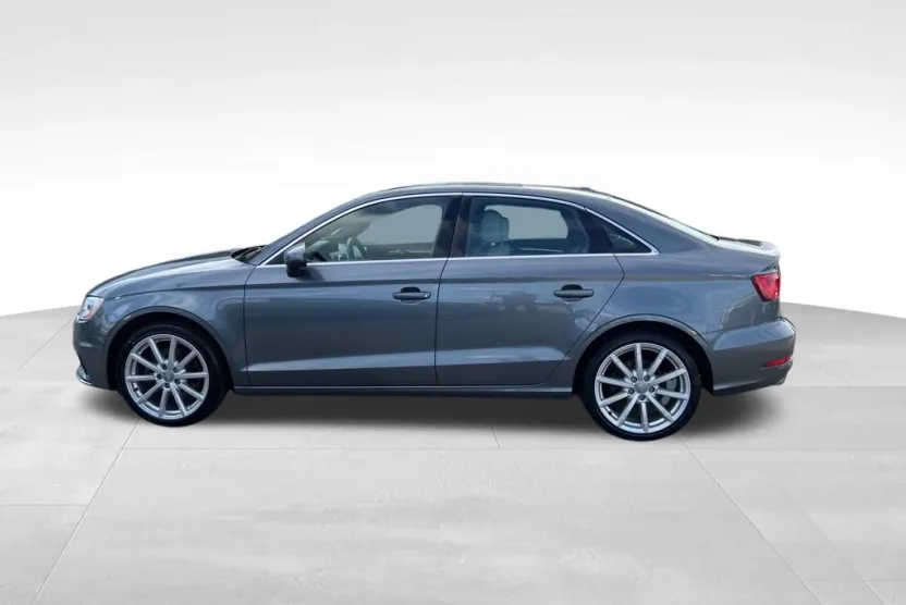 2016 Audi A3 1.8T Premium Plus photo 1
