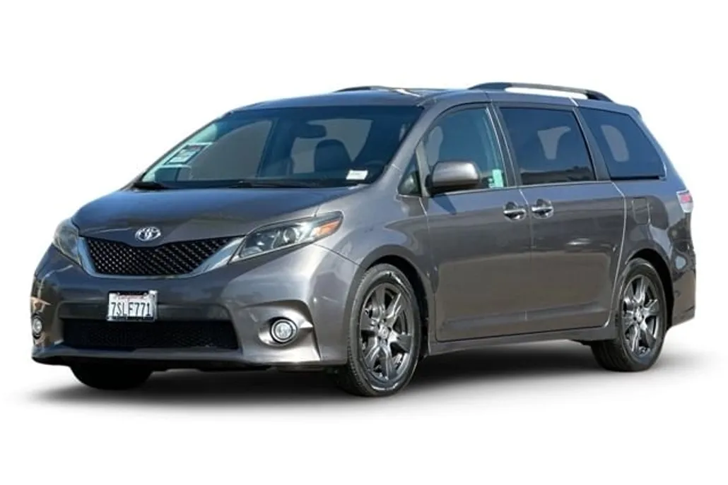 2017 Toyota Sienna SE photo 1