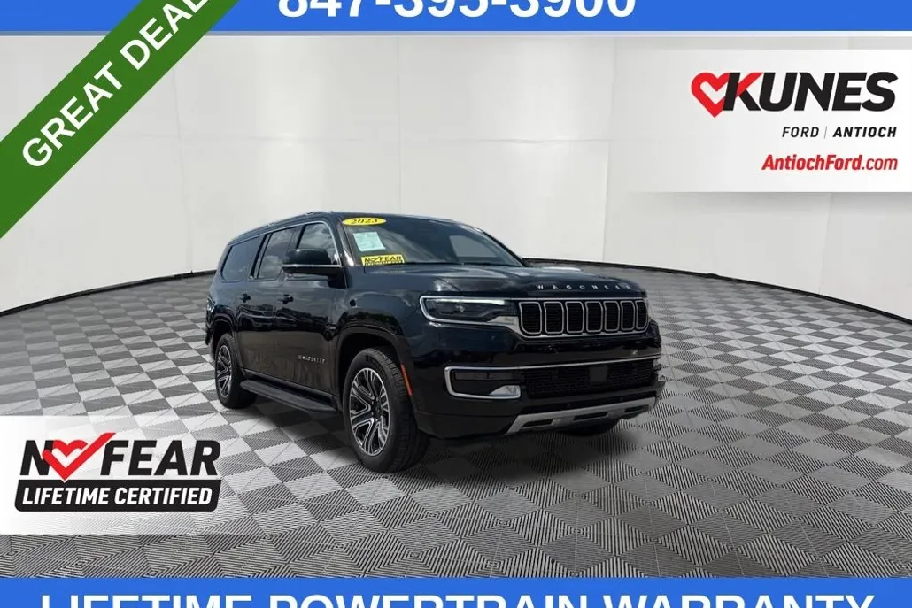 2023 Jeep Wagoneer L Series II photo 1