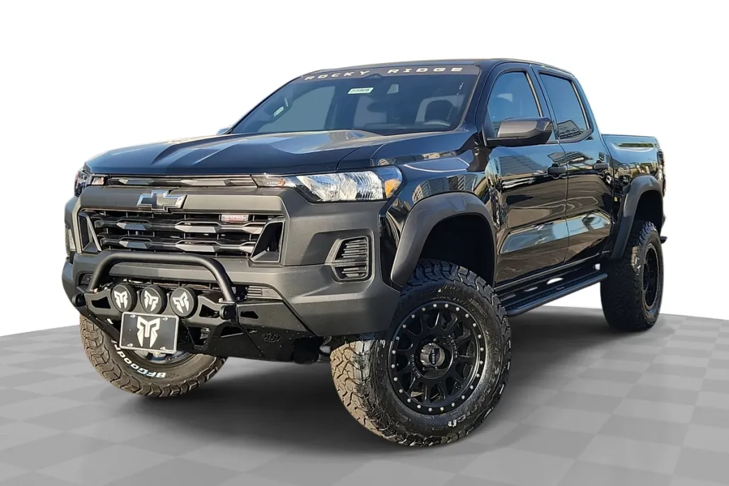 2025 Chevrolet Colorado Trail Boss photo 1
