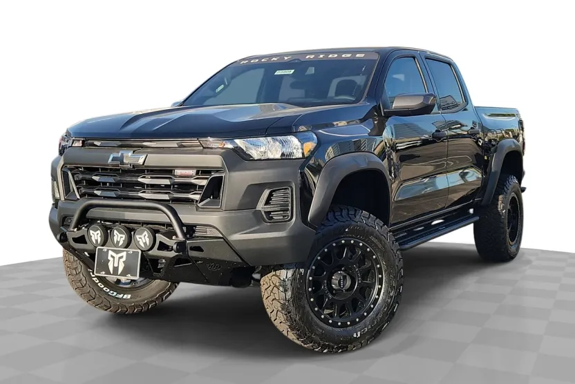 2025 Chevrolet Colorado Trail Boss photo 1