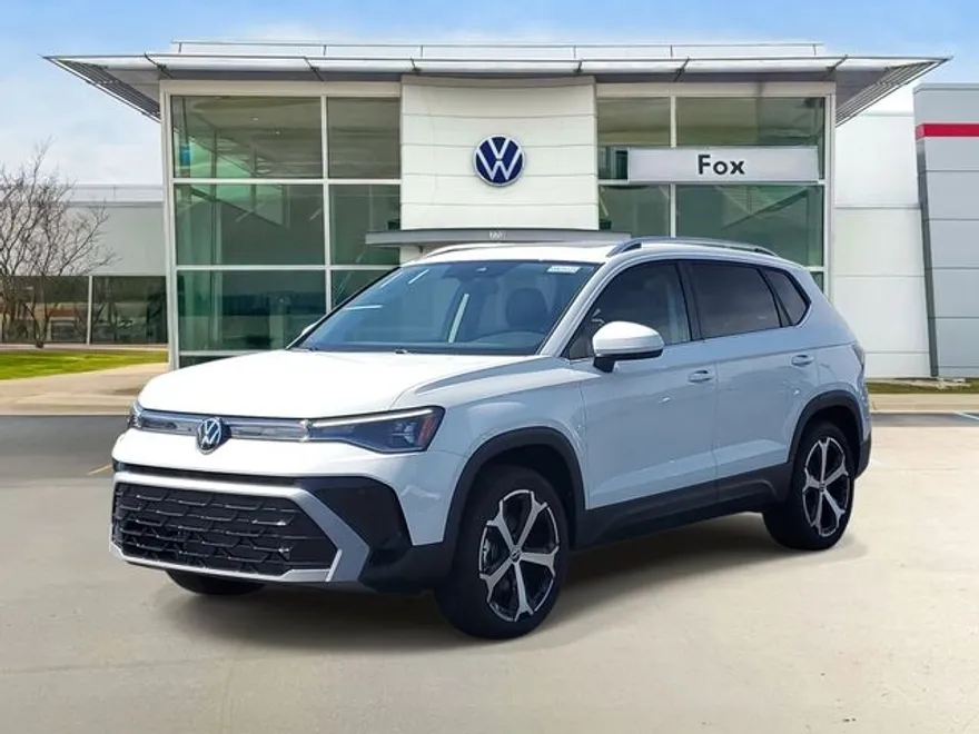 2025 Volkswagen Taos SEL photo 1