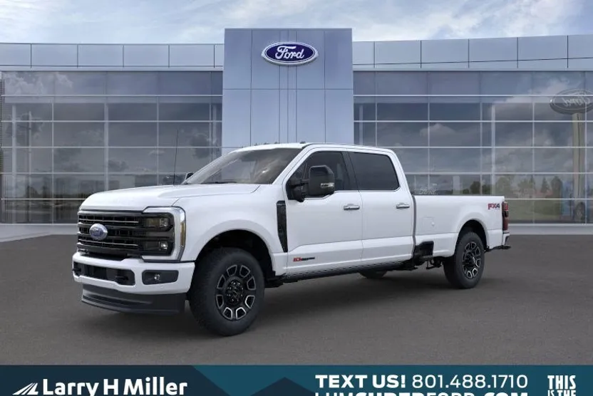 2025 Ford F-350 Platinum photo 1
