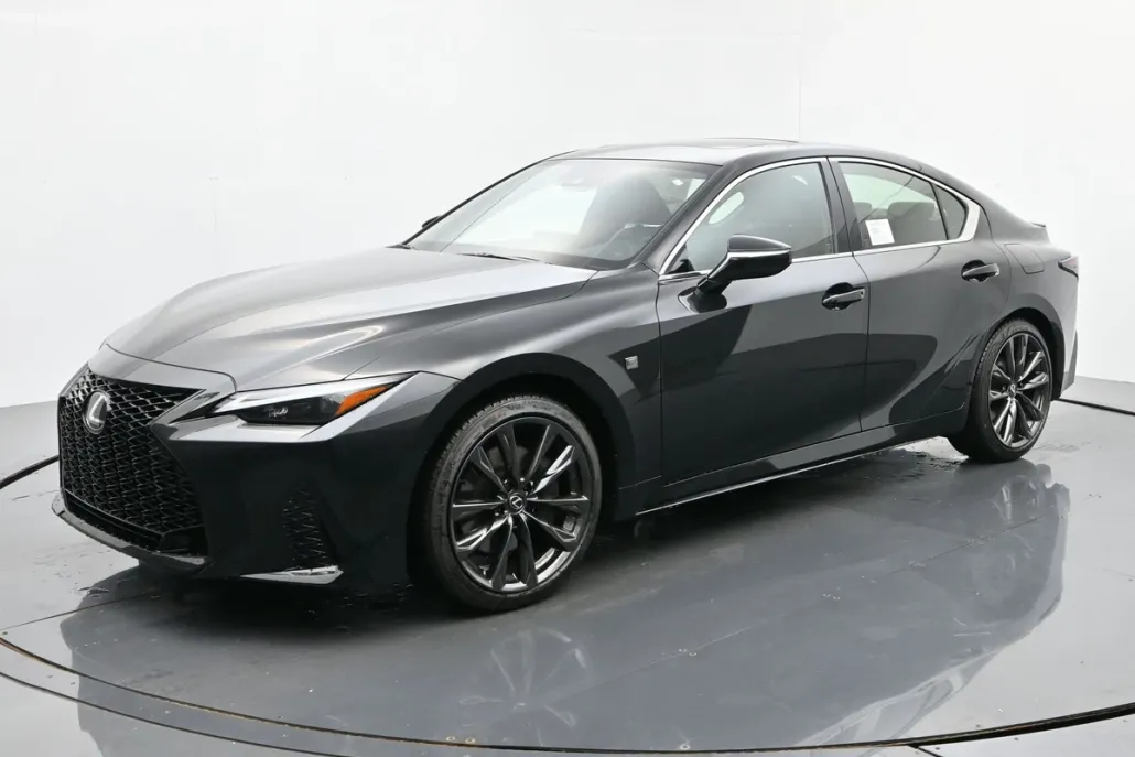 2025 Lexus IS 350 F SPORT photo 1