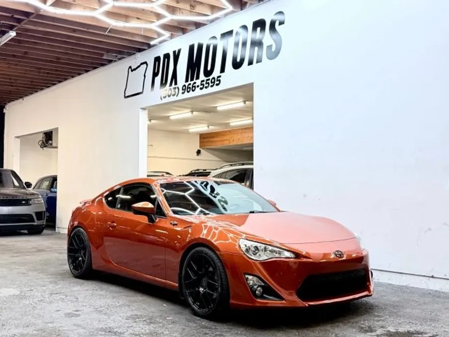 2015 Scion FR-S photo 1