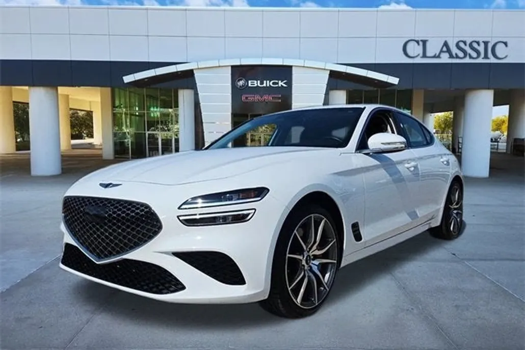 2025 Genesis G70 2.5T photo 1