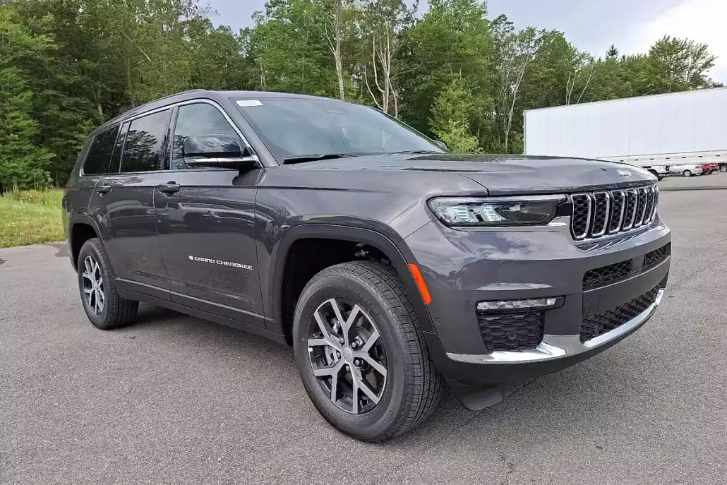 2025 Jeep Grand Cherokee Limited photo 1