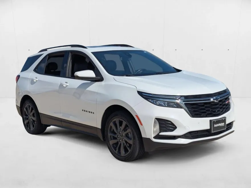 2022 Chevrolet Equinox RS photo 1