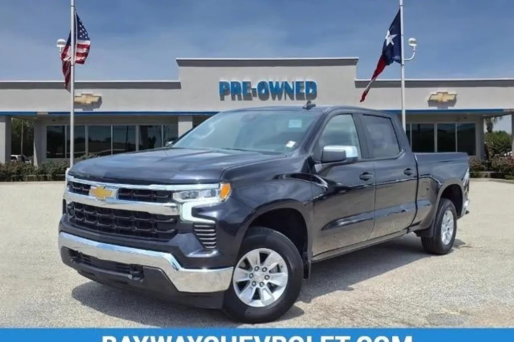 2023 Chevrolet Silverado 1500 LT photo 1