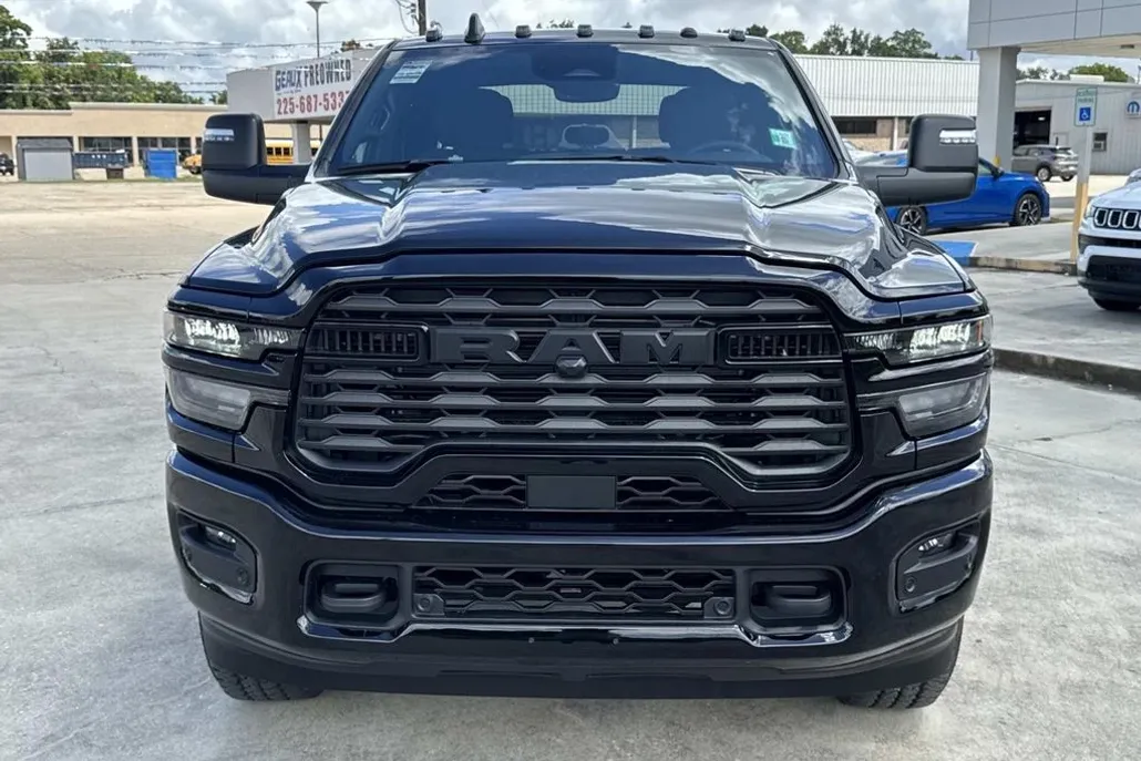 2025 Ram 2500 Big Horn photo 1