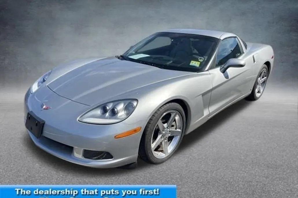 2006 Chevrolet Corvette Base photo 1