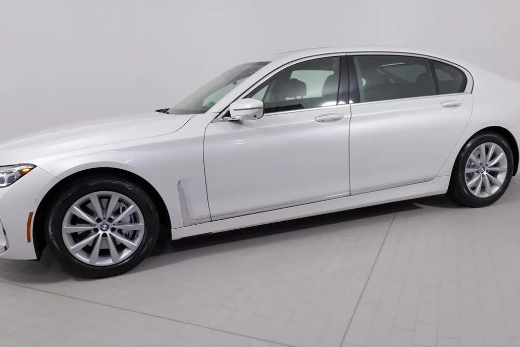 2022 Bmw 740Li xDrive photo 1