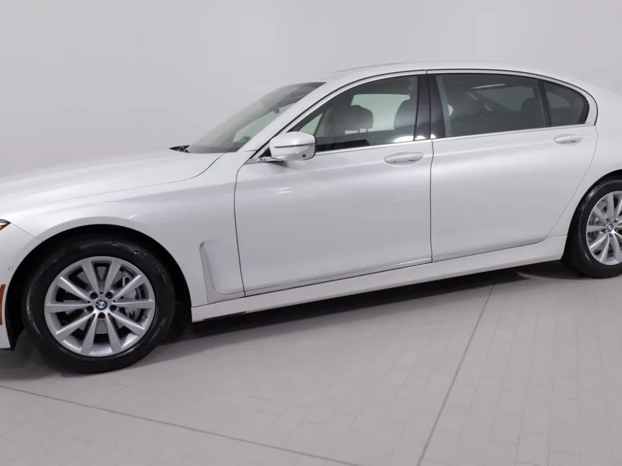2022 Bmw 740Li xDrive photo 1