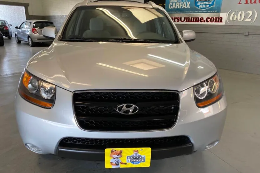 2009 Hyundai Santa Fe SE photo 1