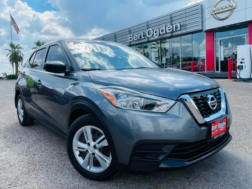 2020 Nissan Kicks S photo 1
