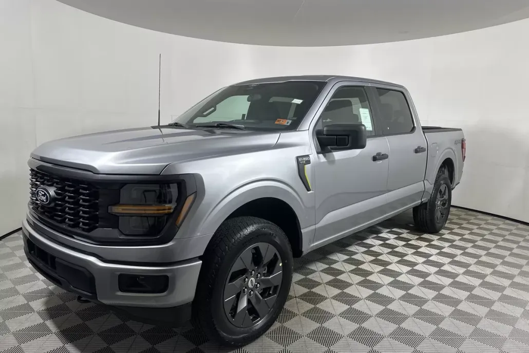 2025 Ford F-150 STX photo 1