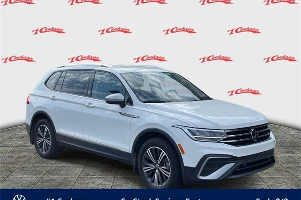 2024 Volkswagen Tiguan SE Wolfsburg Edition photo 1