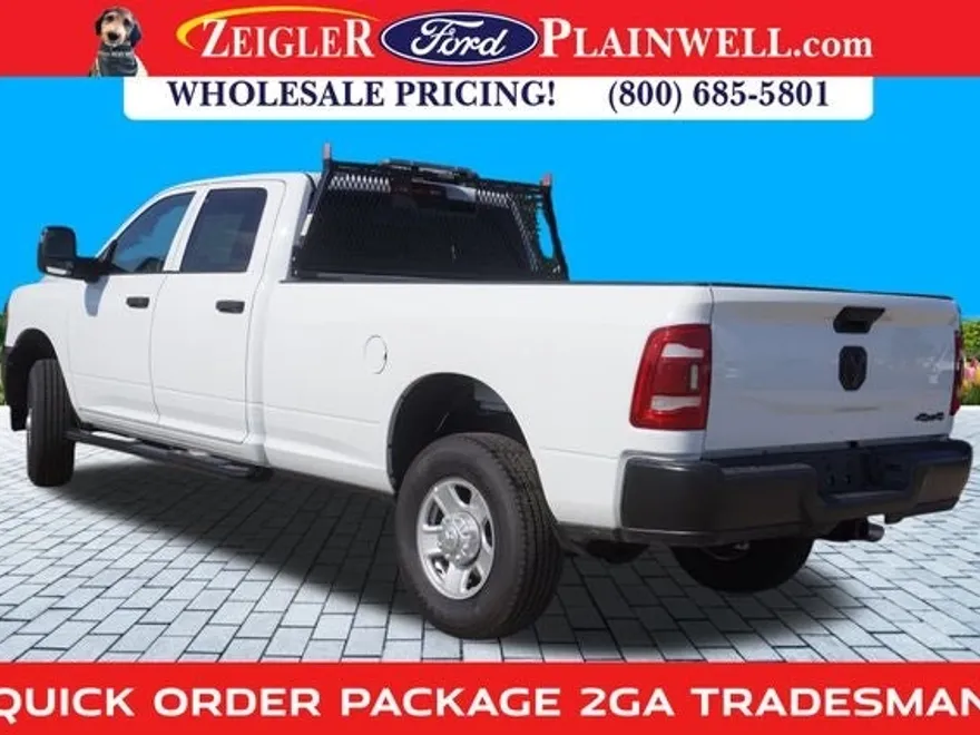 2024 Ram 3500 Tradesman photo 1