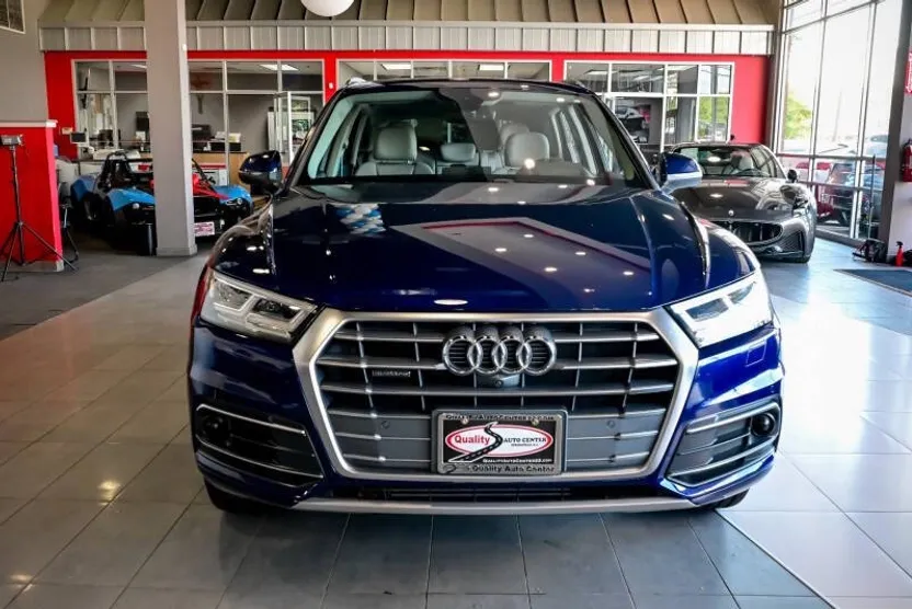 2018 Audi Q5 TFSI Prestige photo 1
