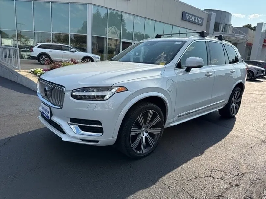 2022 Volvo XC90 Recharge T8 Inscription Expression photo 1