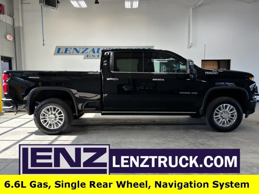 2022 Chevrolet Silverado 3500HD High Country photo 1