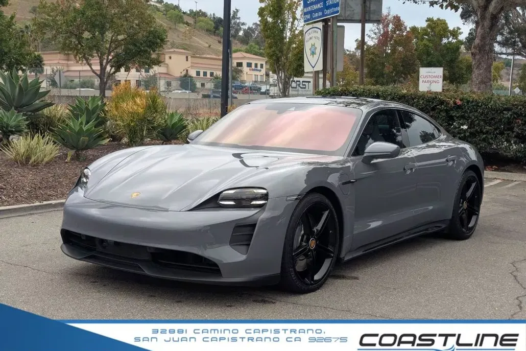 2023 Porsche Taycan GTS photo 1