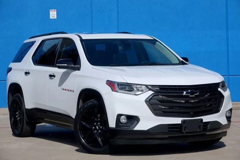 2021 Chevrolet Traverse Premier photo 1