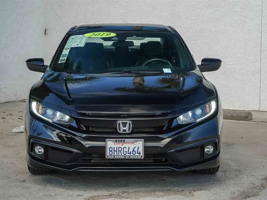 2019 Honda Civic Sport photo 1
