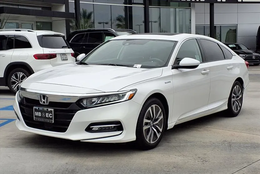 2019 Honda Accord Hybrid EX photo 1
