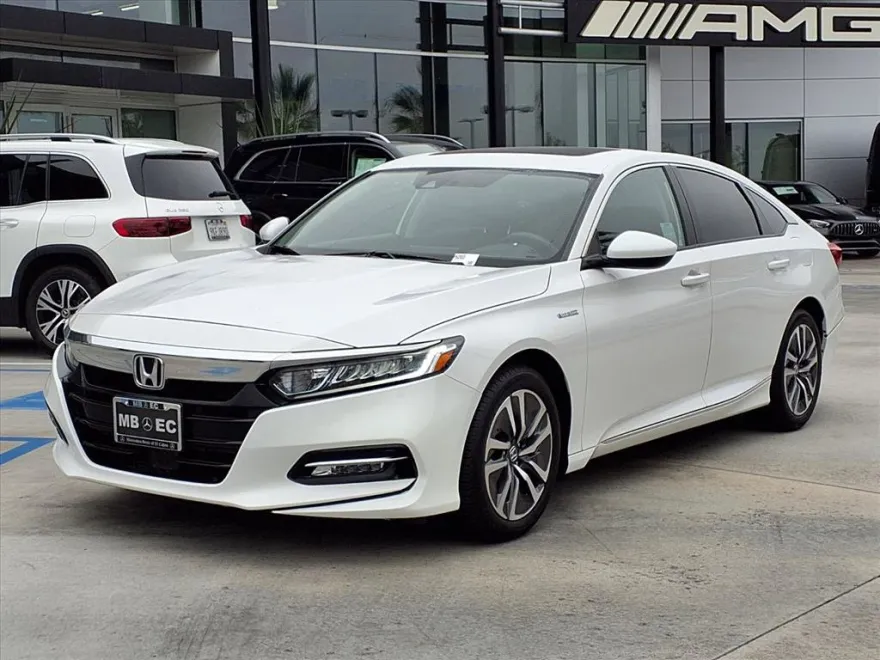 2019 Honda Accord Hybrid EX photo 1